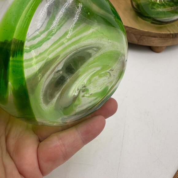 4  Green Swirl Hand Blown Stemless Wine Glasses - Spring, Summer bar ware - Picture 6 of 9